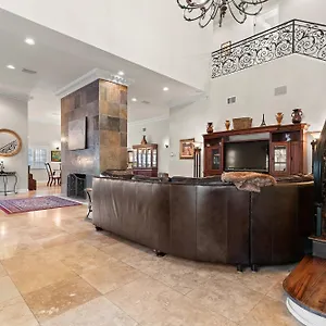 Luxury Mason , Tampa United States